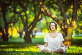 爱游戏体育（AYX）官方APP下载-“传奇车队”背后的故事：那些被铭记的辉煌时刻，传奇汽车公司游戏彩蛋