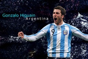 爱游戏登录入口-法甲冠军争夺：战术对决中的精彩瞬间，法甲挑战赛